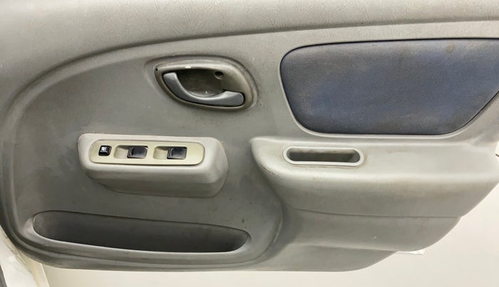 2014 Maruti Alto K10 VXI, Petrol, Manual, 36,364 km, Driver Side Door Panels Control