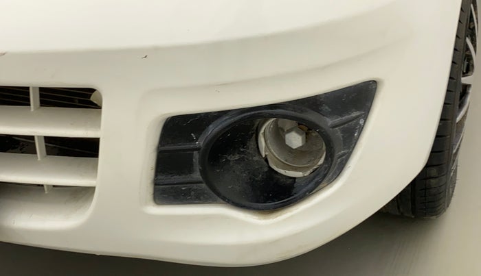 2014 Maruti Alto K10 VXI, Petrol, Manual, 36,364 km, Left fog light - Minor damage