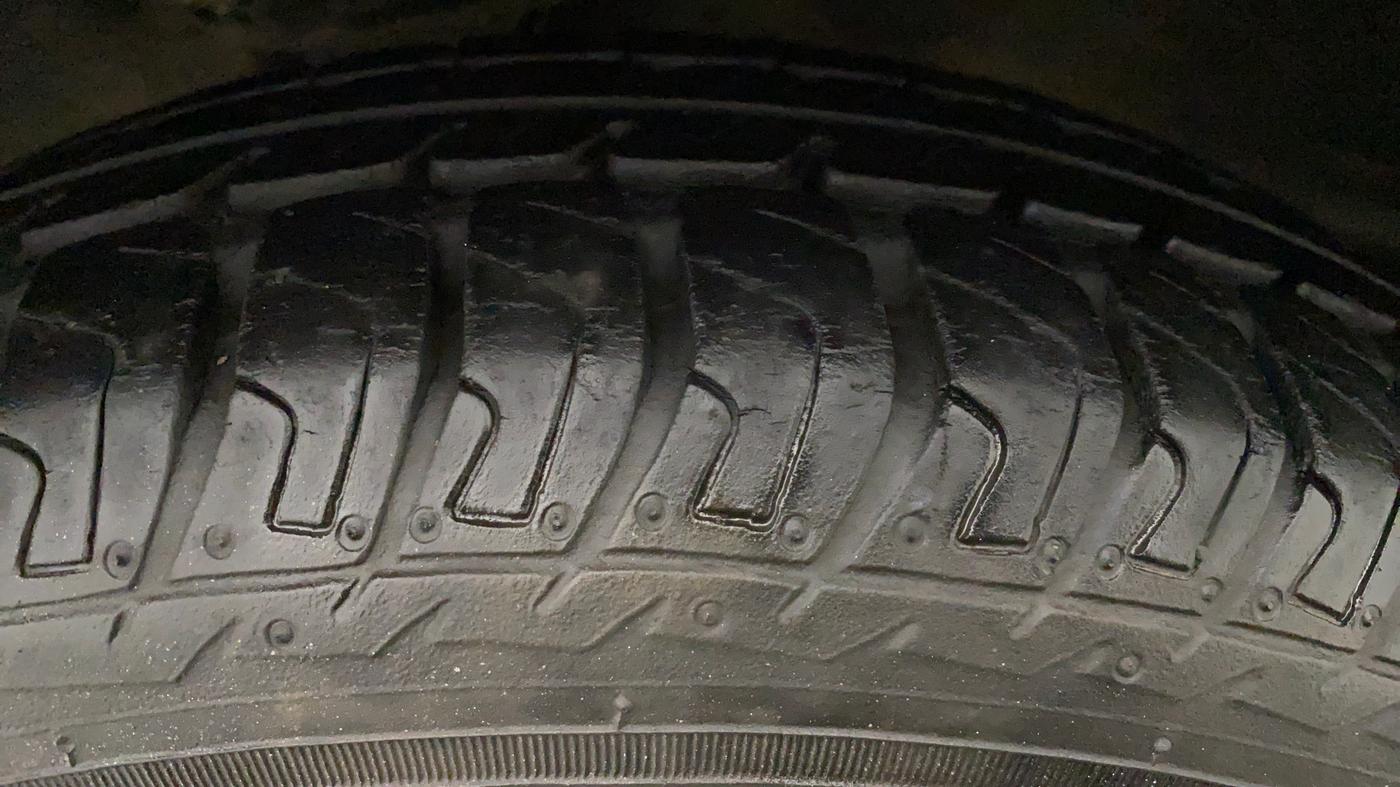 2014 Maruti Alto K10 VXI, CNG, Manual, 79,421 km, Right Rear Tyre Tread