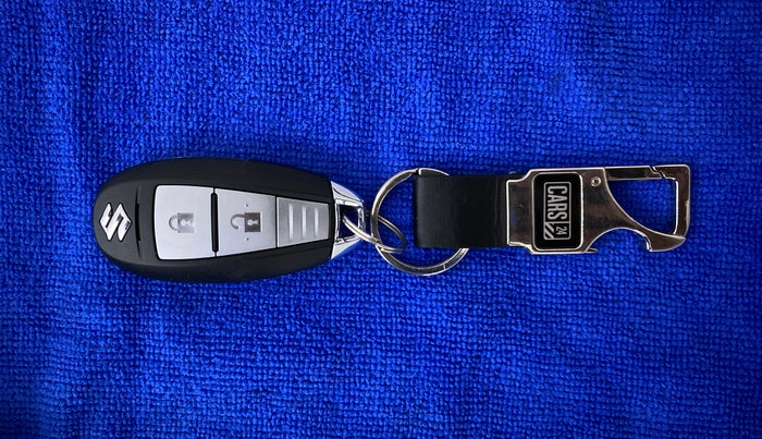 2018 Maruti Vitara Brezza ZDI+ DUAL TONE AMT, Diesel, Automatic, 56,142 km, Key Close Up
