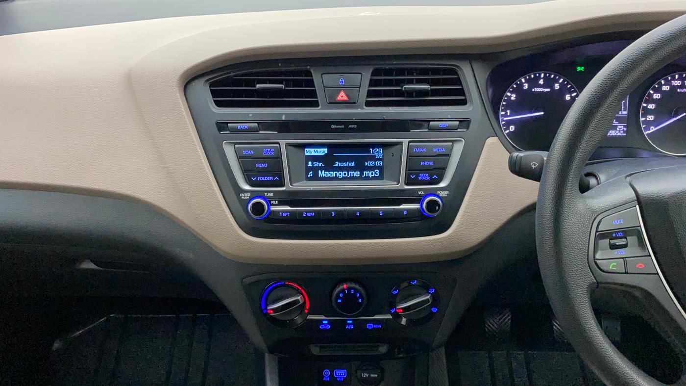 2017 Hyundai Elite i20 SPORTZ 1.2, Petrol, Manual, 39,898 km, Air Conditioner