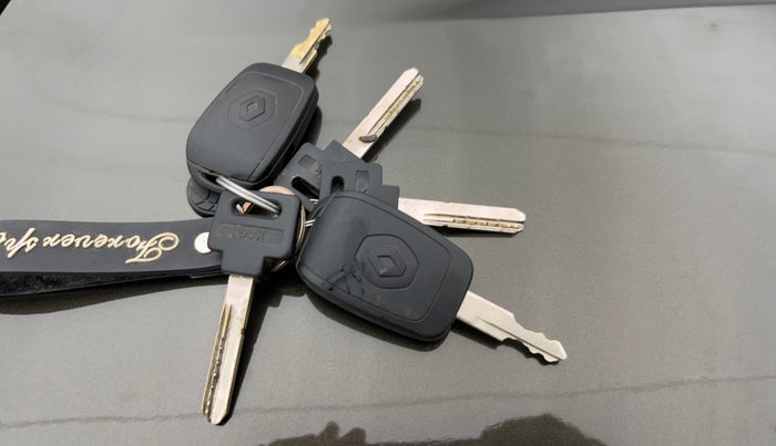 2016 Renault Kwid RXT 1.0, Petrol, Manual, 48,108 km, Key Close Up