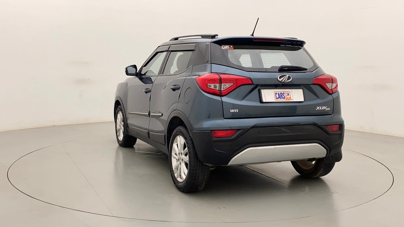 2019 Mahindra XUV300 W8 1.5 DIESEL, Diesel, Manual, 61,345 km, Left Back Diagonal