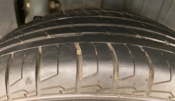 2019 Mahindra XUV300 W8 1.5 DIESEL, Diesel, Manual, 61,345 km, Left Rear Tyre Tread