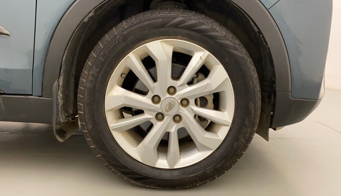 2019 Mahindra XUV300 W8 1.5 DIESEL, Diesel, Manual, 61,345 km, Right Front Wheel
