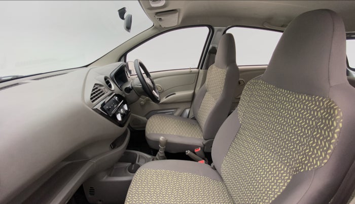 2016 Datsun Redi Go T, Petrol, Manual, 26,924 km, Right Side Front Door Cabin