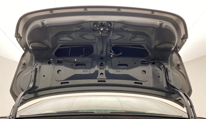 2018 Maruti Ciaz ALPHA 1.4 VVT, Petrol, Manual, 23,910 km, Boot Door Open