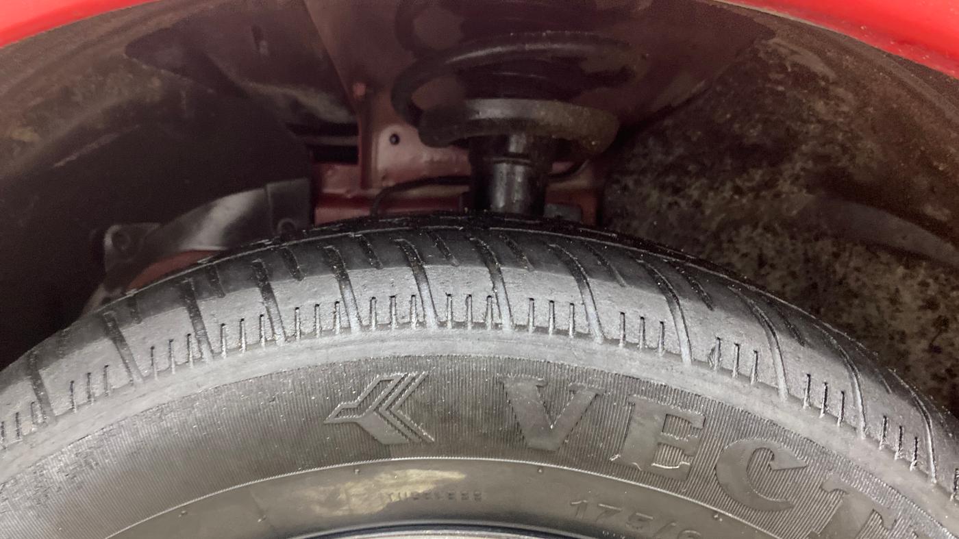2013 Ford Figo EXI 1.4 DIESEL, Diesel, Manual, 1,47,649 km, Left Front Tyre Tread