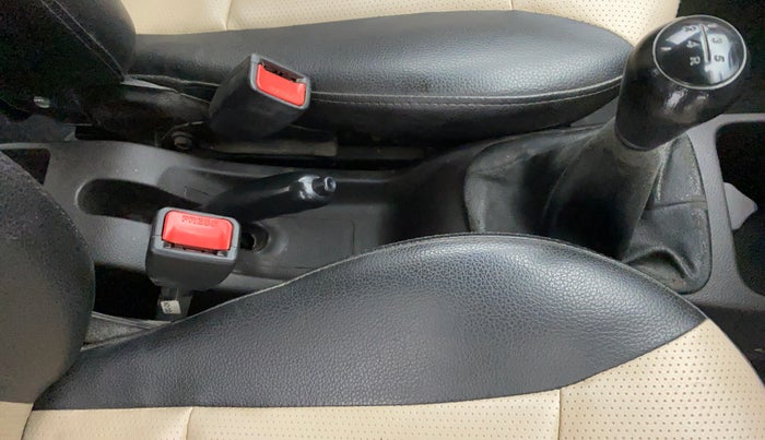 2015 Hyundai Eon ERA PLUS, Petrol, Manual, 40,821 km, Gear Lever