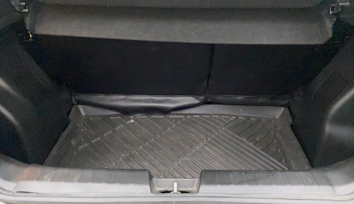 2021 Maruti Baleno ZETA CVT PETROL 1.2, Petrol, Automatic, 9,497 km, Boot Inside