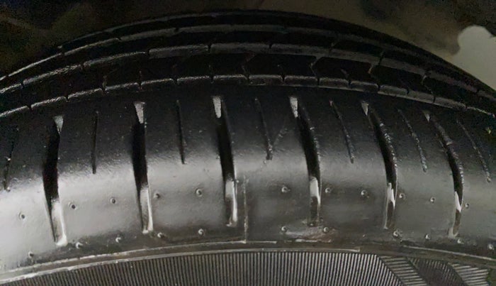 2021 Maruti Baleno ZETA CVT PETROL 1.2, Petrol, Automatic, 9,497 km, Left Rear Tyre Tread