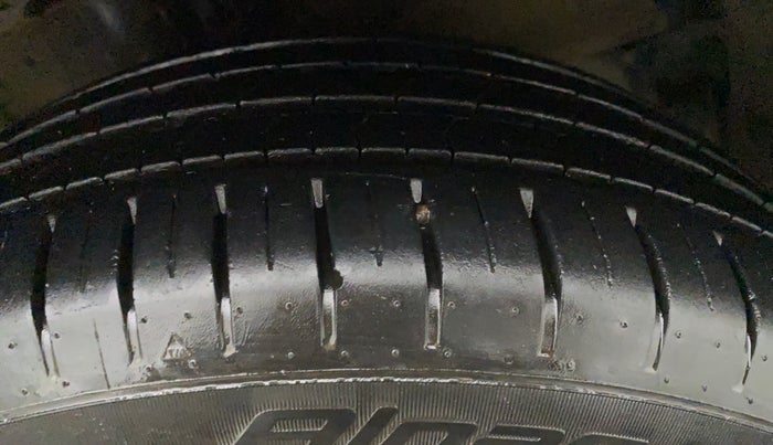2021 Maruti Baleno ZETA CVT PETROL 1.2, Petrol, Automatic, 9,497 km, Left Front Tyre Tread