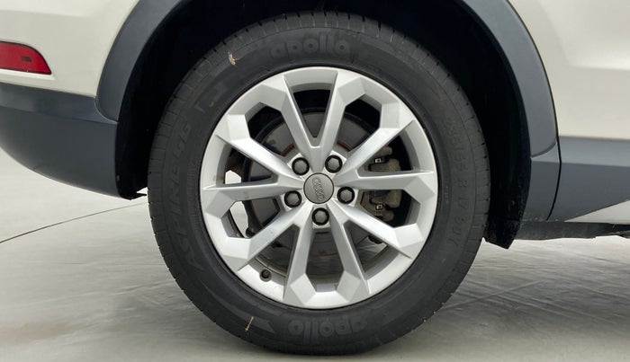 2016 Audi Q3 35 TDI Technology, Diesel, Automatic, 56,652 km, Right Rear Wheel