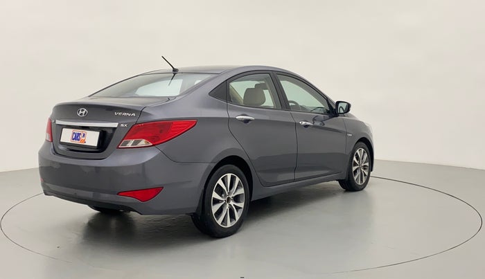 2015 Hyundai Verna FLUIDIC 1.6 CRDI S (o), Diesel, Manual, 1,14,127 km, Right Back Diagonal