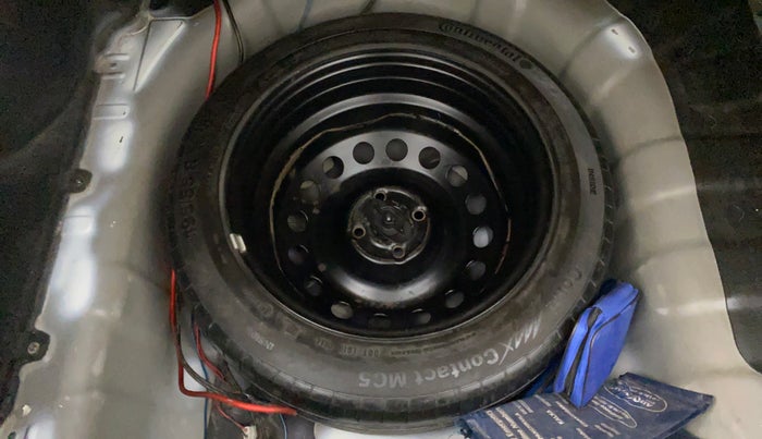 2015 Hyundai Verna FLUIDIC 1.6 CRDI S (o), Diesel, Manual, 1,14,127 km, Spare Tyre