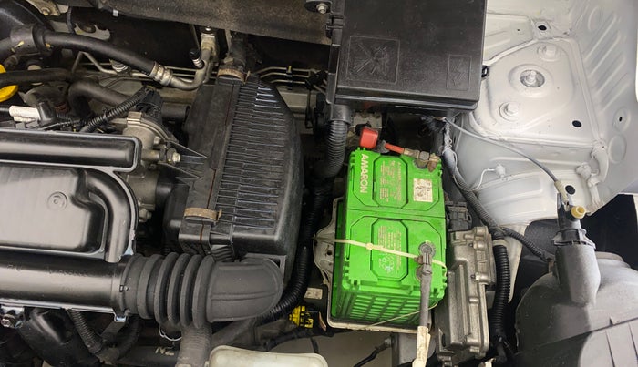 2019 Renault Kwid RXT 1.0 AMT (O), Petrol, Automatic, 27,258 km, Engine View - Left