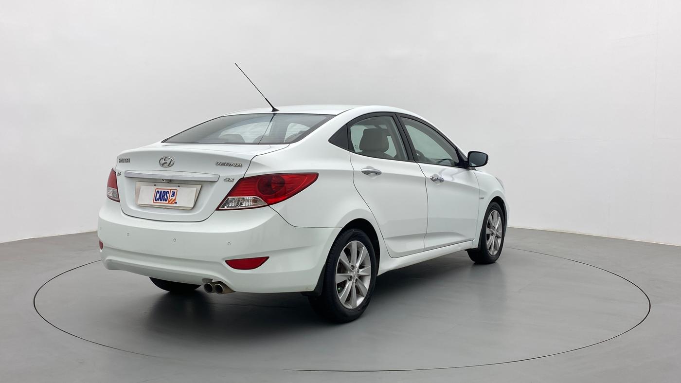 2013 Hyundai Verna FLUIDIC 1.6 SX VTVT OPT, Petrol, Manual, 75,571 km, Right Back Diagonal