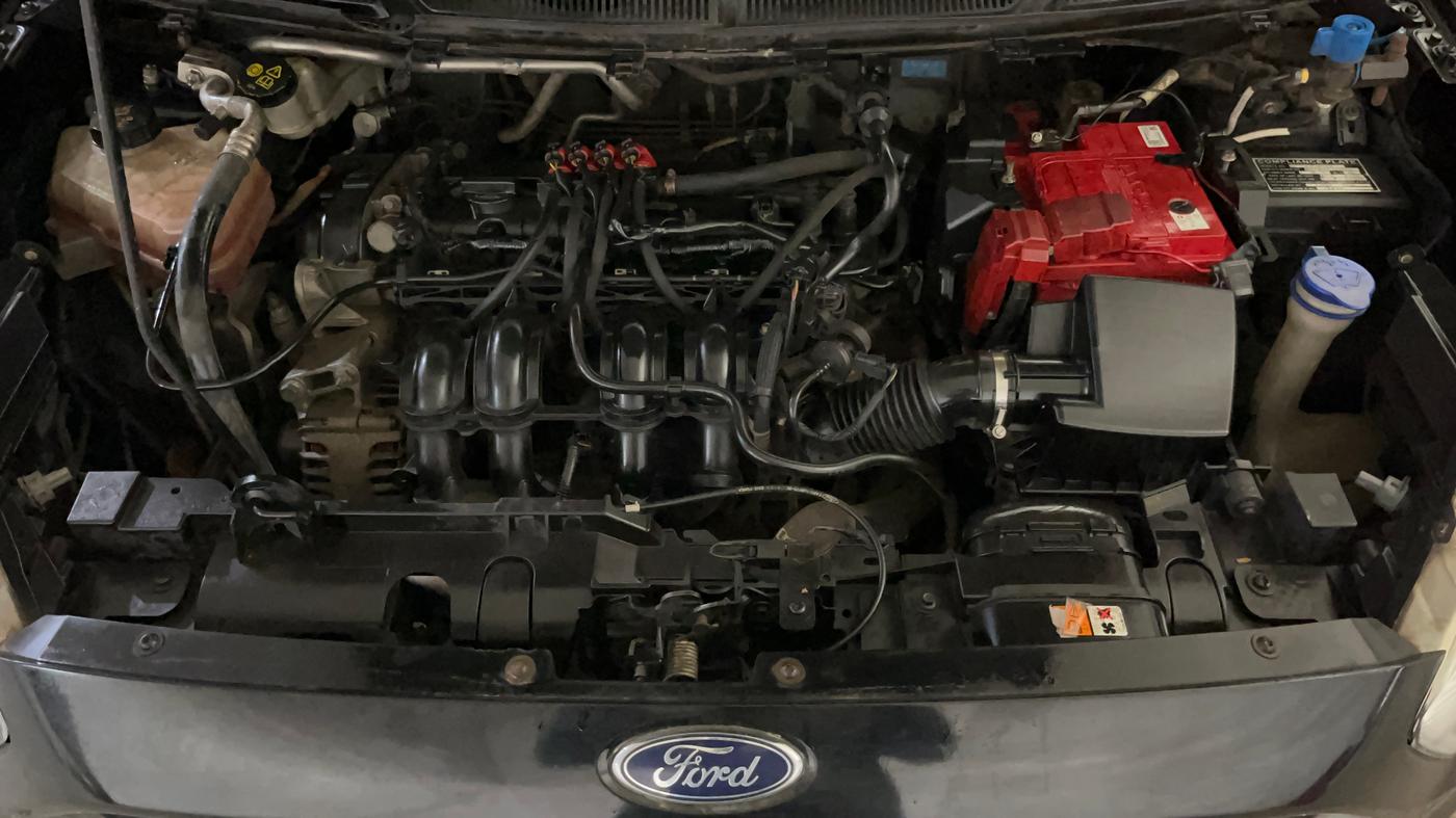 2015 Ford Figo Aspire TITANIUM 1.2 PETROL, CNG, Manual, 120 km, Engine View