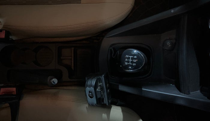 2015 Ford Figo Aspire TITANIUM 1.2 PETROL, CNG, Manual, 73,637 km, Gear Lever