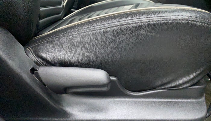 2019 Maruti Vitara Brezza VDI AMT, Diesel, Automatic, 30,326 km, Driver Side Adjustment Panel