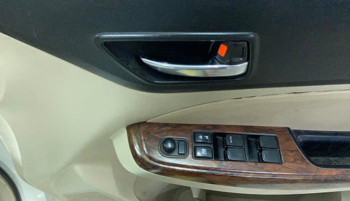 2017 Maruti Dzire ZDI PLUS AMT, Diesel, Automatic, 1,29,277 km, Driver Side Door Panels Control