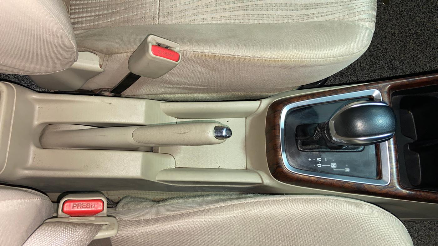 2017 Maruti Dzire ZDI PLUS AMT, Diesel, Automatic, 1,29,277 km, Gear Lever