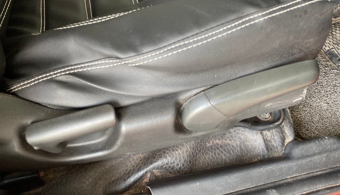 2016 Honda Jazz 1.2L I-VTEC VX, Petrol, Manual, 94,573 km, Driver Side Adjustment Panel