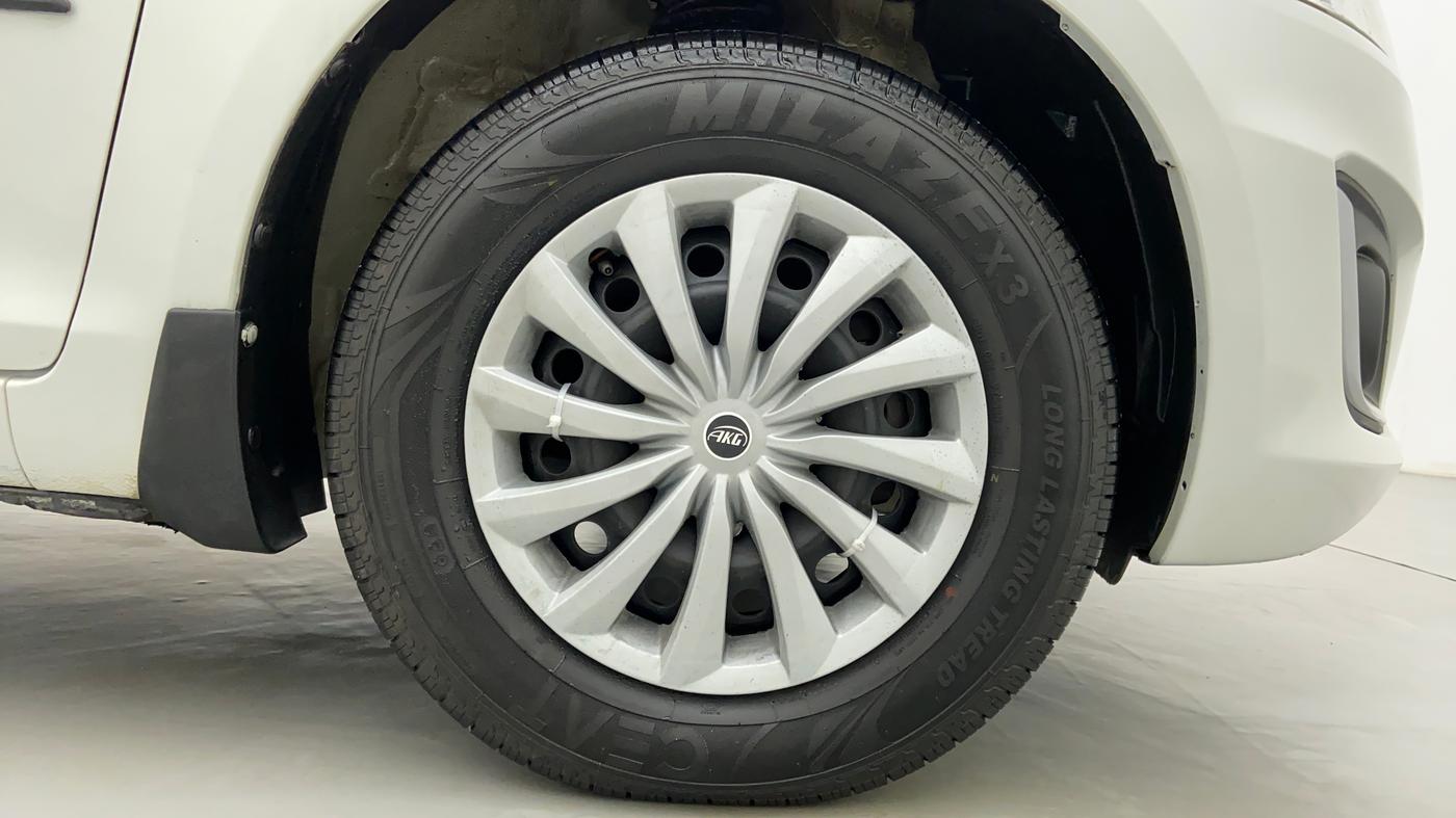 2017 Maruti Swift VDI ABS, Diesel, Manual, 98,584 km, Right Front Wheel