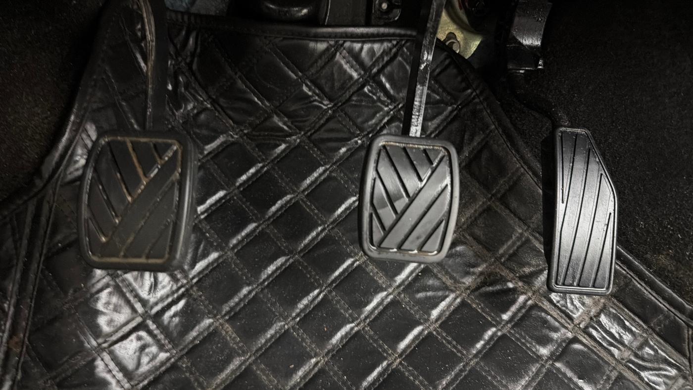 2022 Maruti New Wagon-R VXI (O) 1.0, Petrol, Manual, 18,267 km, Pedals