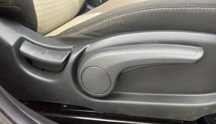 2019 Hyundai Elite i20 ASTA 1.2 (O), Petrol, Manual, 25,671 km, Driver Side Adjustment Panel