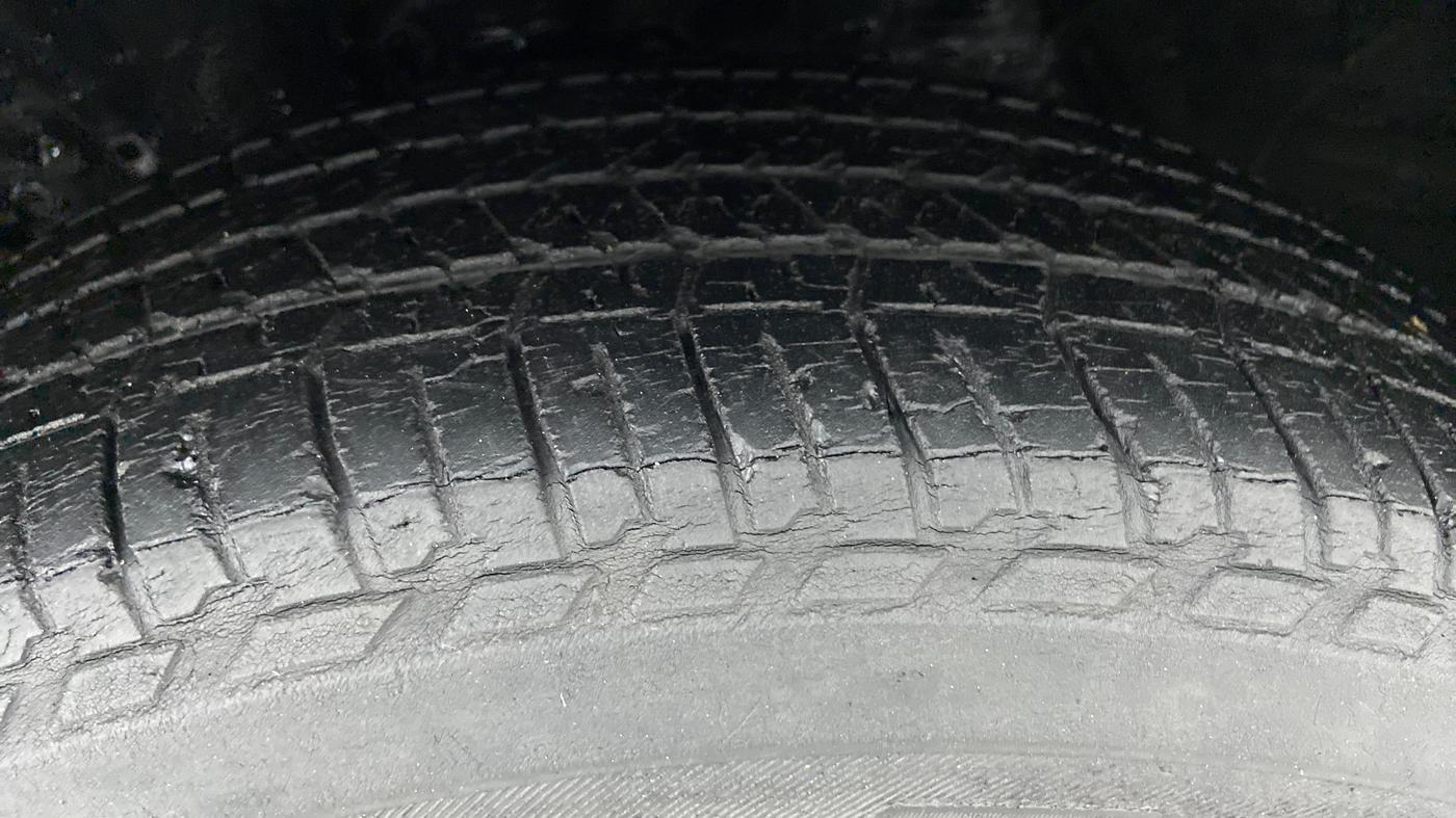 2015 Honda CRV 2.0 2WD AT, Petrol, Automatic, 74,345 km, Left Front Tyre Tread