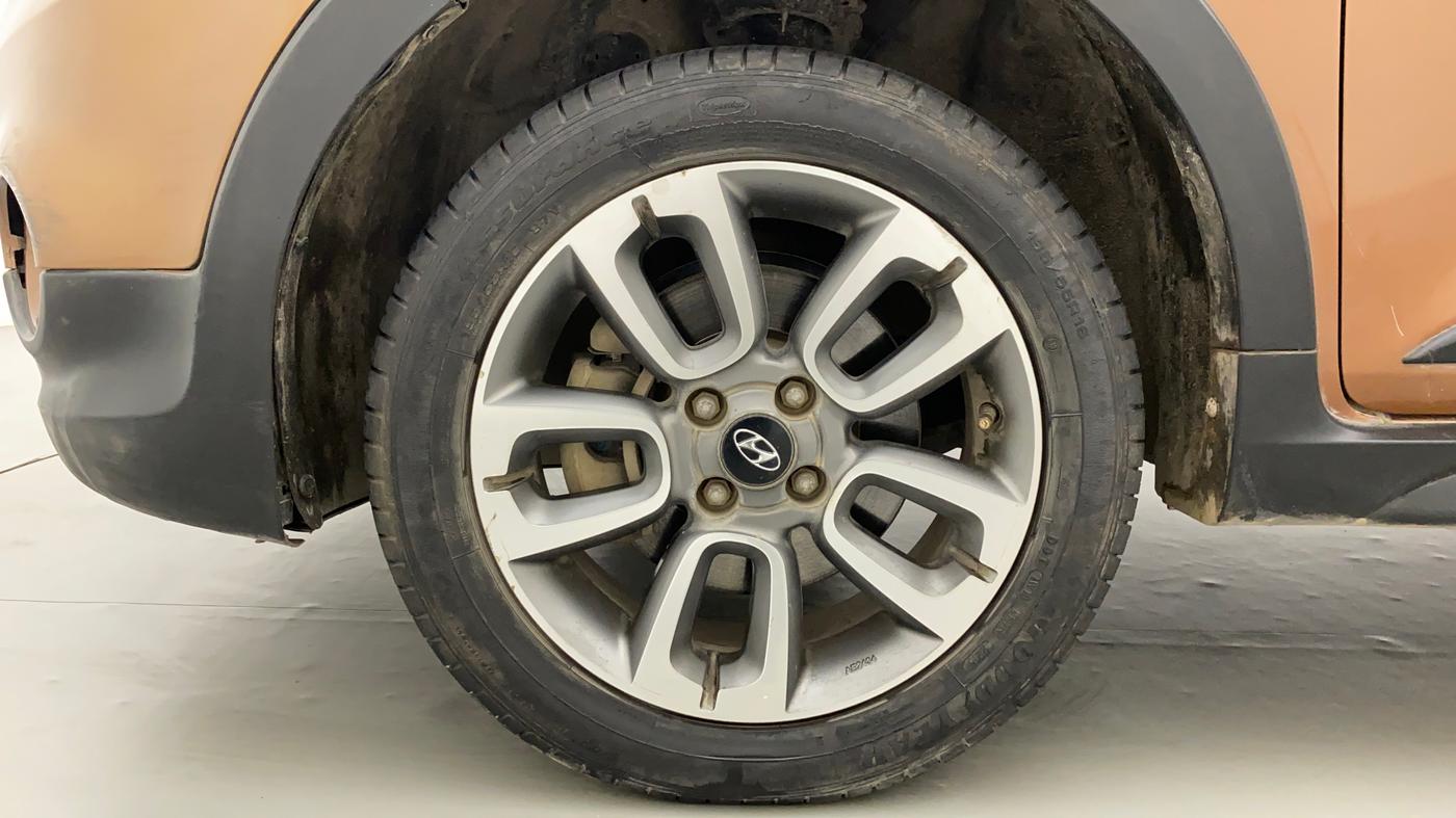 2015 Hyundai i20 Active 1.2 S, Petrol, Manual, 38,463 km, Left Front Wheel