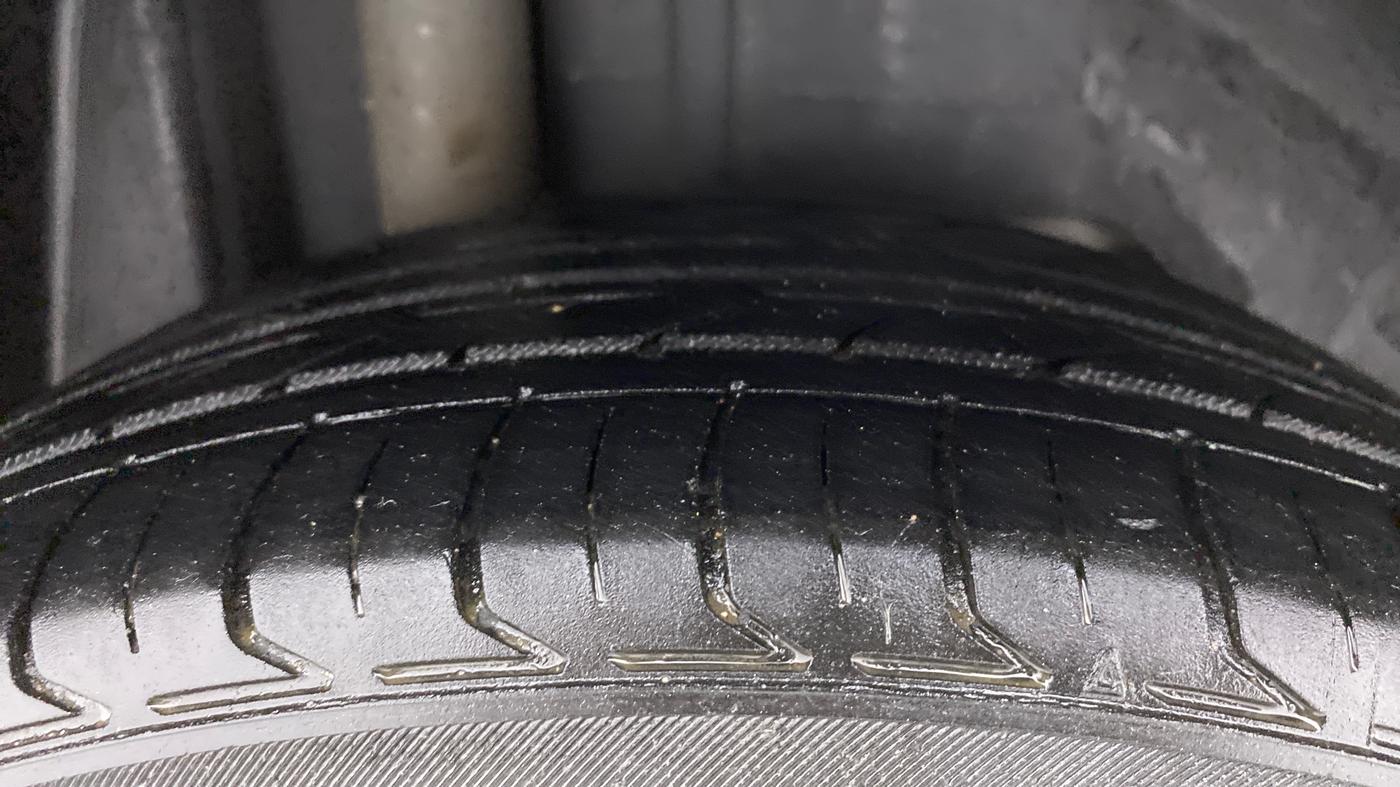 2020 Ford Figo Aspire TITANIUM1.5 DIESEL, Diesel, Manual, 62,258 km, Right Rear Tyre Tread