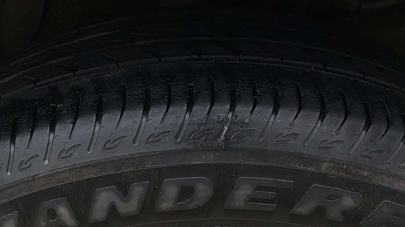 2024 Maruti BREZZA VXI S-CNG, CNG, Manual, 29,470 km, Right Front Tyre Tread