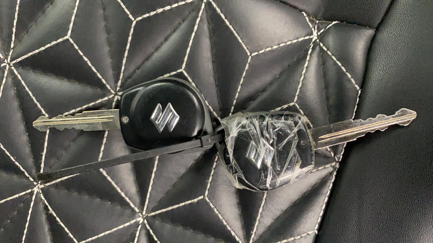 2024 Maruti BREZZA VXI S-CNG, CNG, Manual, 29,470 km, Key Close Up