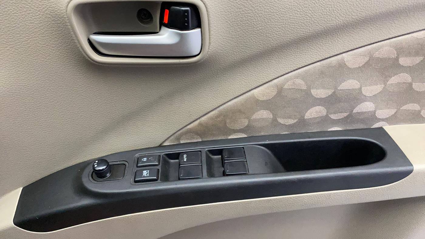 2016 Maruti Celerio ZXI AMT, Petrol, Automatic, 61,998 km, Driver Side Door Panels Control