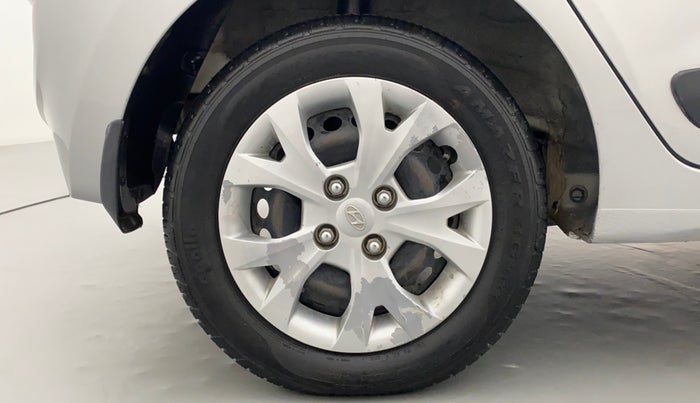 2014 Hyundai Grand i10 SPORTZ 1.2 KAPPA VTVT, Petrol, Manual, 44,778 km, Right Rear Wheel