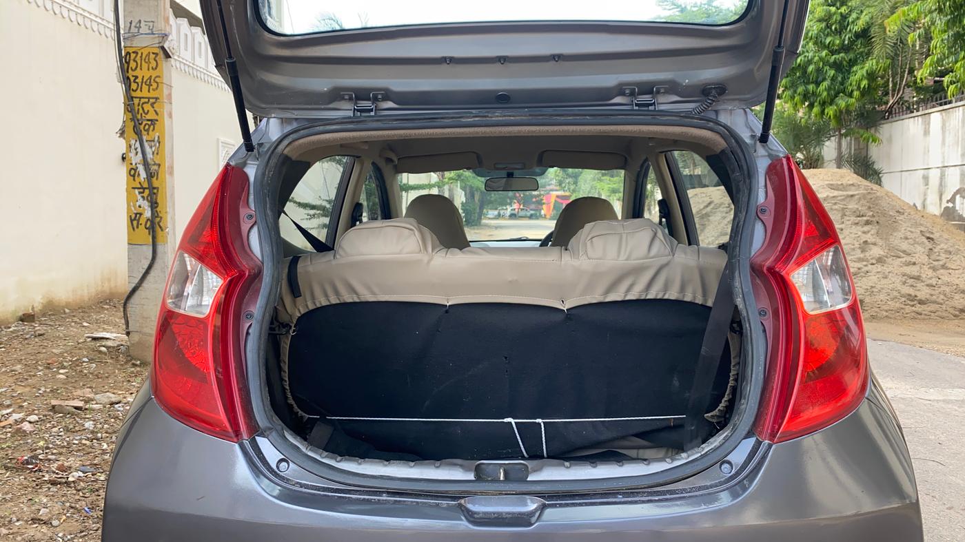 2014 Hyundai Eon ERA +, Petrol, Manual, 1,05,008 km, Boot Inside