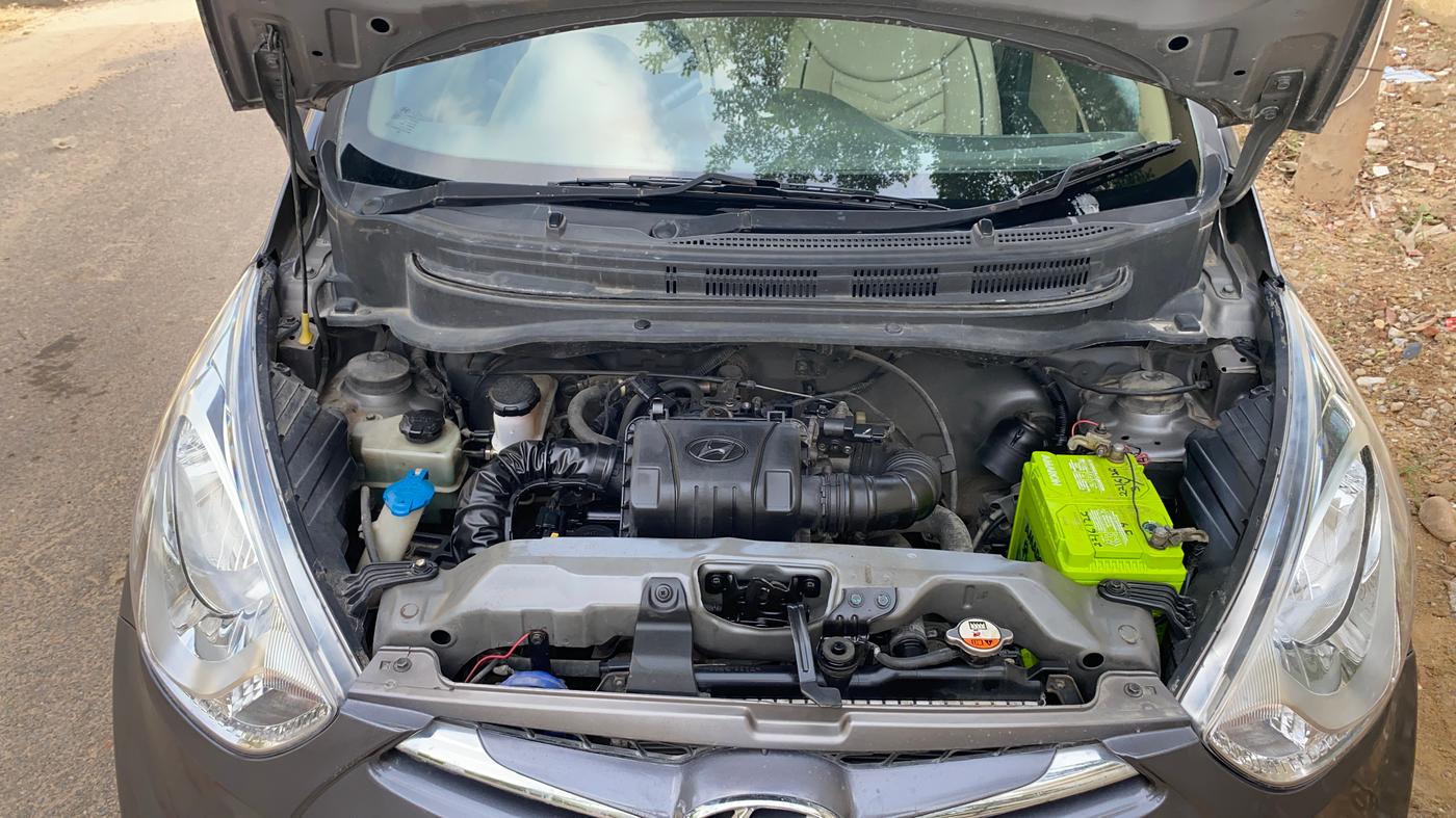 2014 Hyundai Eon ERA +, Petrol, Manual, 1,05,008 km, Engine View
