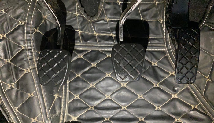 2022 Skoda SLAVIA STYLE 1.5L TSI MT, Petrol, Manual, 41,251 km, Pedals