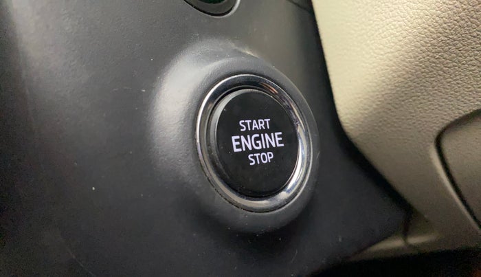 2021 Skoda Octavia STYLE 2.0, Petrol, Automatic, 94,384 km, Keyless Start/ Stop Button