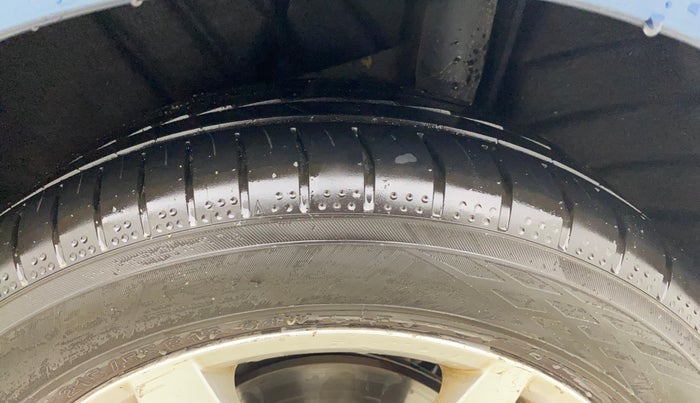 2021 Skoda Octavia STYLE 2.0, Petrol, Automatic, 94,384 km, Left Rear Tyre Tread