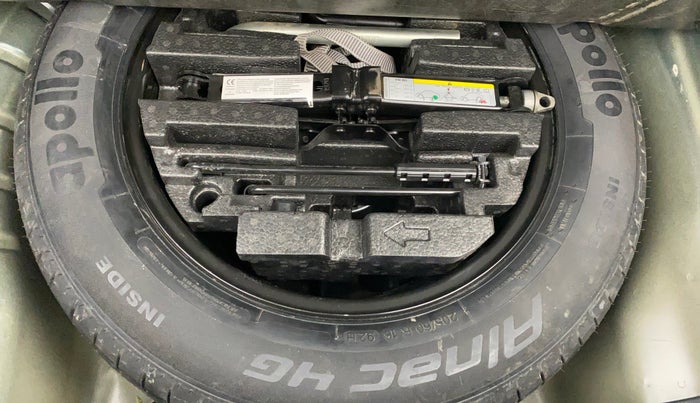 2021 Skoda Octavia STYLE 2.0, Petrol, Automatic, 94,384 km, Spare Tyre