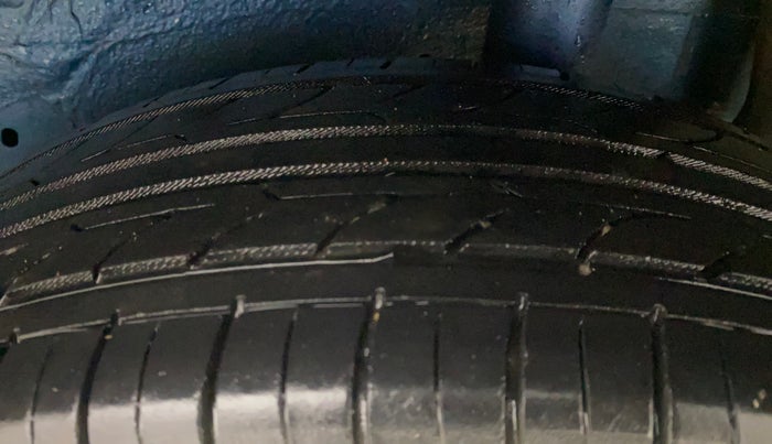 2016 Maruti Celerio ZXI AMT, Petrol, Automatic, 65,773 km, Left Rear Tyre Tread