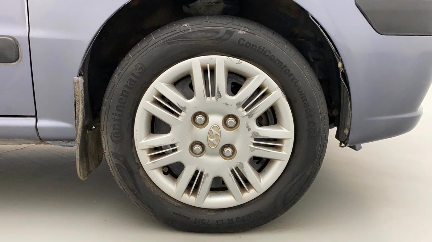 2011 Hyundai Santro Xing GLS, Petrol, Manual, 55,224 km, Right Front Wheel