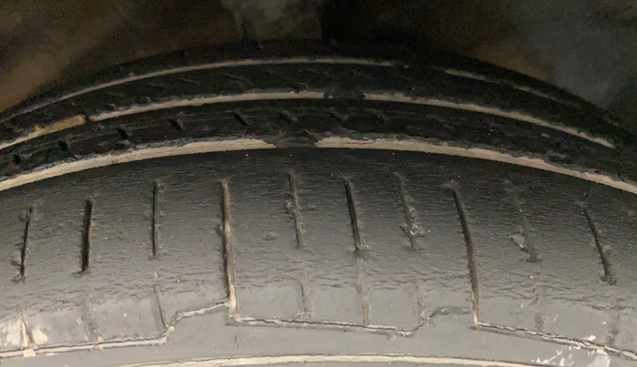 2011 Hyundai Santro Xing GLS, Petrol, Manual, 55,224 km, Right Front Tyre Tread
