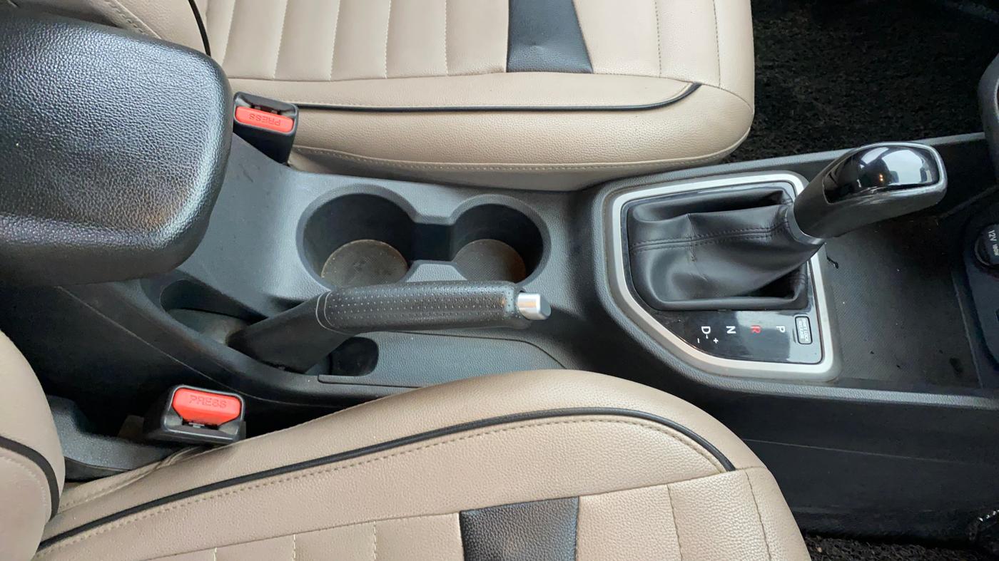 2017 Hyundai Creta SX PLUS AT 1.6 PETROL, Petrol, Automatic, 73,507 km, Gear Lever