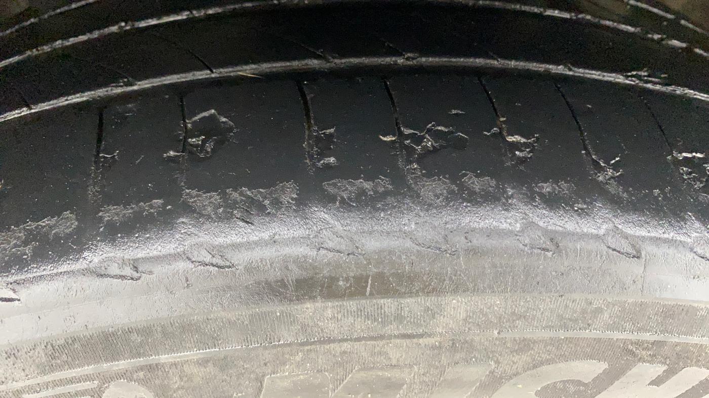 2017 Hyundai Creta SX PLUS AT 1.6 PETROL, Petrol, Automatic, 73,507 km, Left Front Tyre Tread