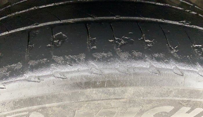 2017 Hyundai Creta SX PLUS AT 1.6 PETROL, Petrol, Automatic, 73,507 km, Left Front Tyre Tread