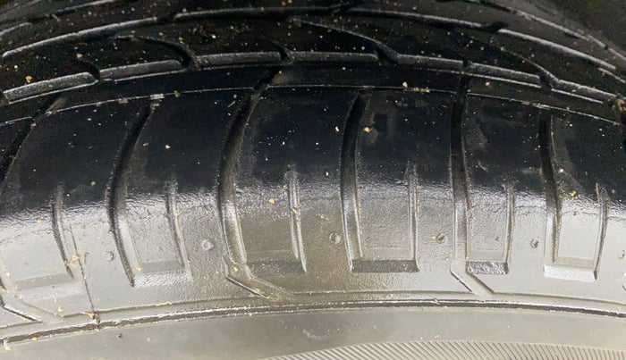 2017 Hyundai Creta SX PLUS AT 1.6 PETROL, Petrol, Automatic, 73,507 km, Right Rear Tyre Tread